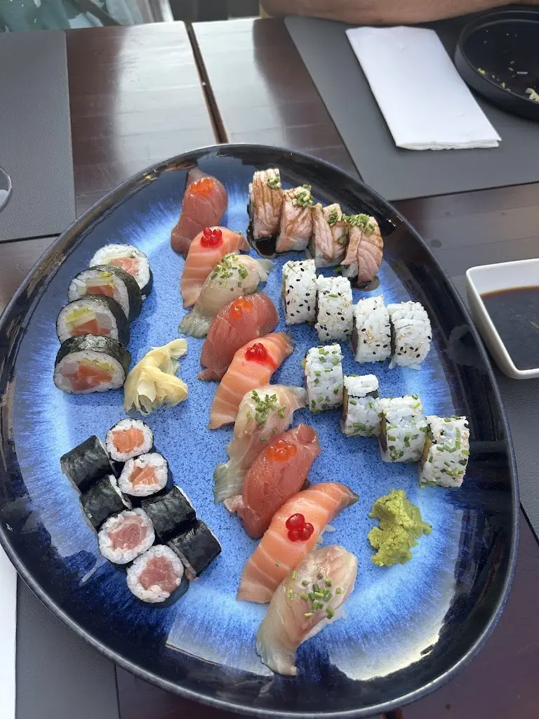 Ingrid van der Wal_OMAKASE JAPANESE KITCHEN_Alvor_recensione