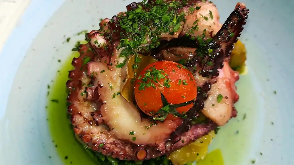 A Petisqueira_Lagos_slider_image_2