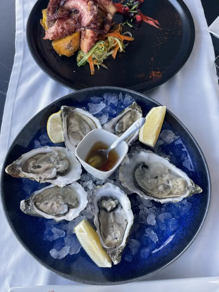 Menu_Luca’s Rooftop Restaurant_Lagos_immagine_9