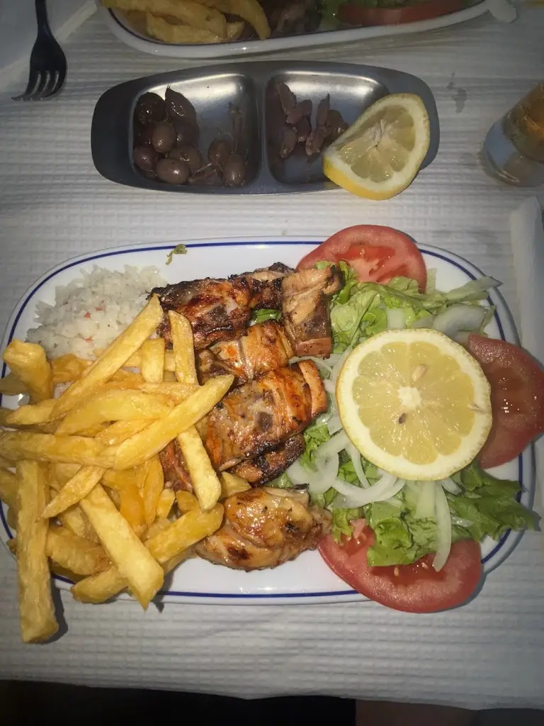 Karalena ktami_Kumar Churrasqueira_Santa Bárbara_recensione