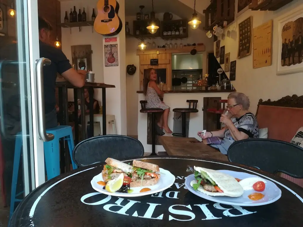 Café Vintage Tapas & Wine Adults Only_Monchique_slider_image_3