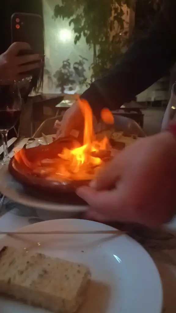 O Zé_Monchique_slider_image_2