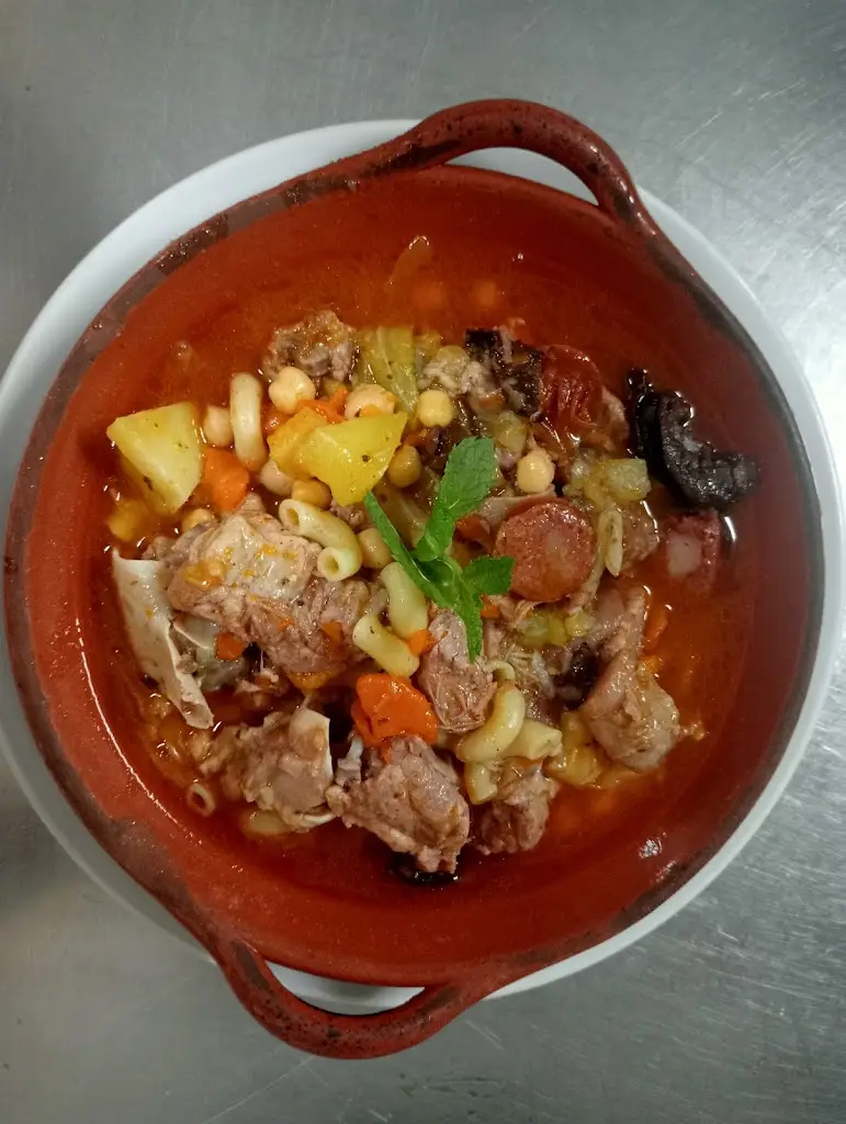 O Zé_Monchique_slider_image_3