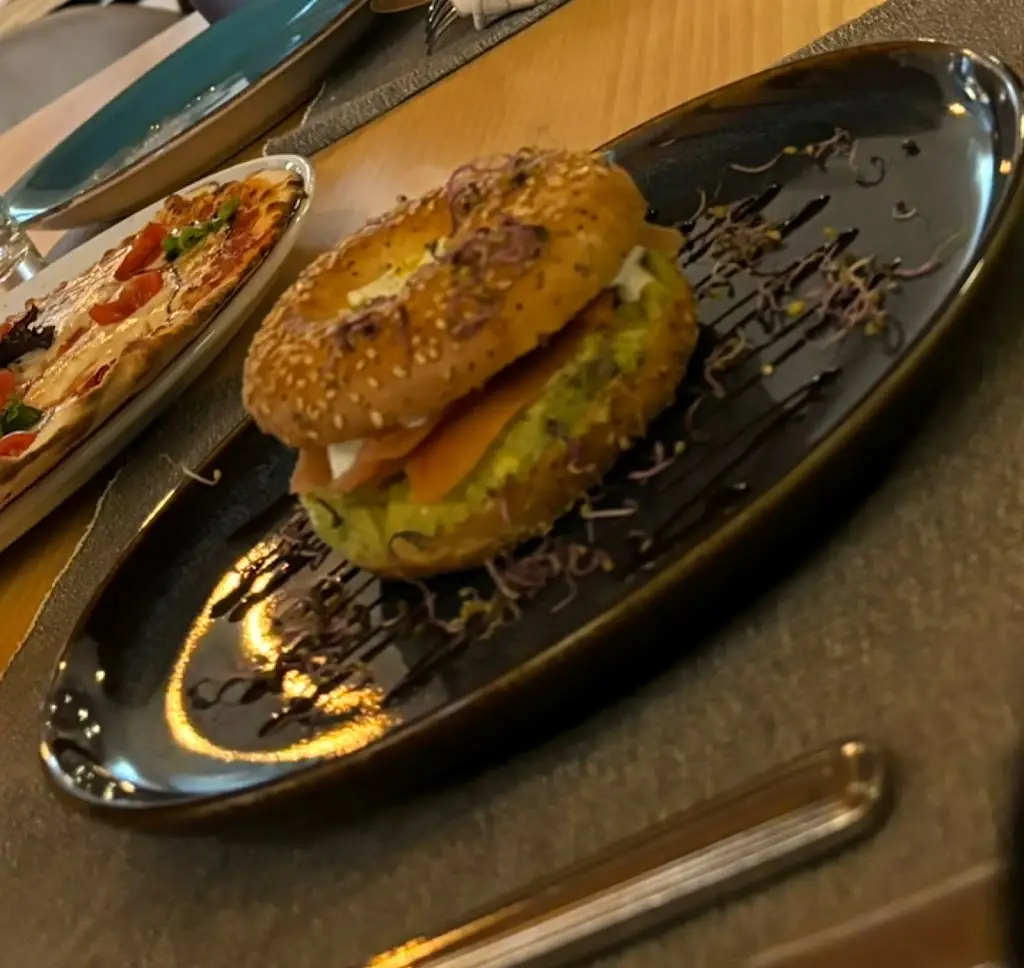 Menu_Piazza_Santa Bárbara_immagine_9