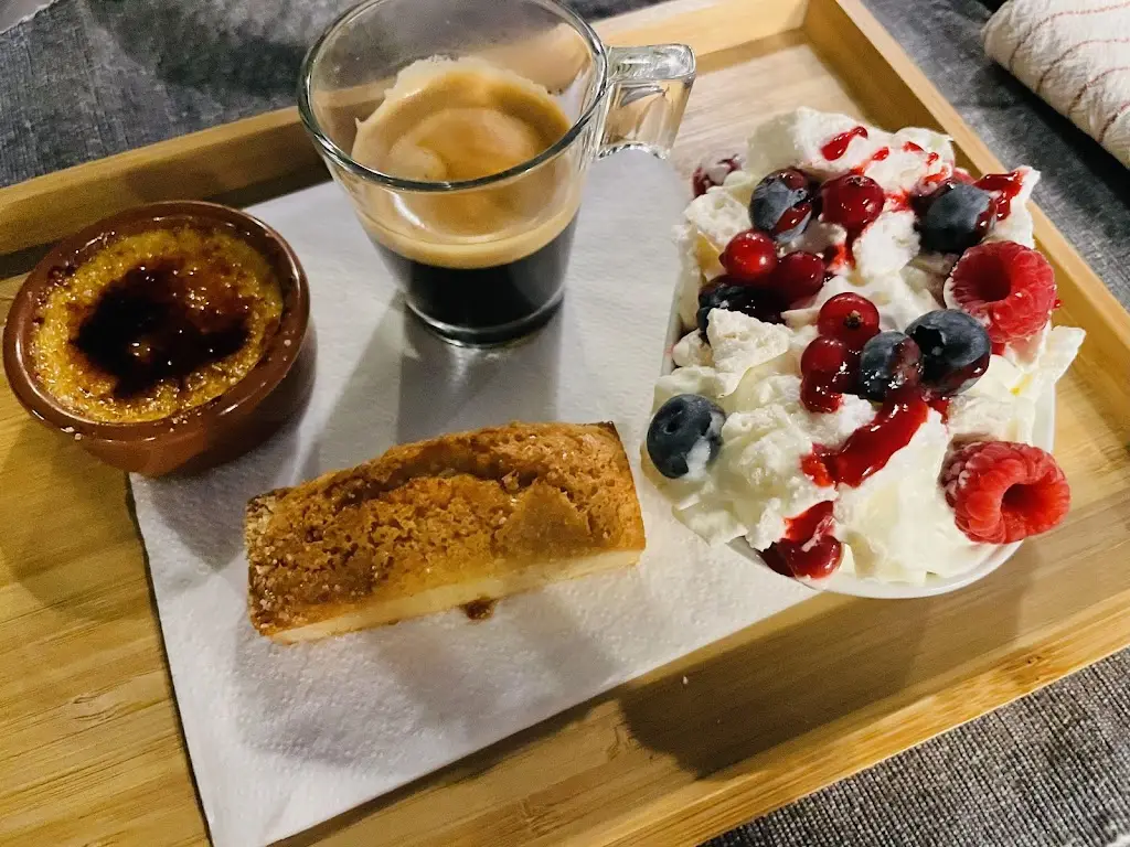 Piazza_Santa Bárbara_slider_image_3