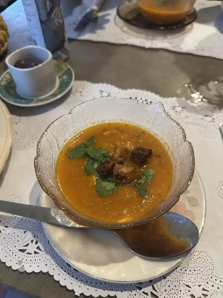 Mingya Ge_A Venda_Faro_reseña