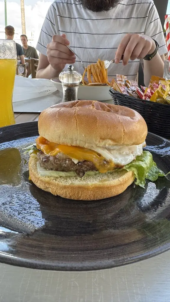 Harry Thompson_O Coreto_Faro_avis