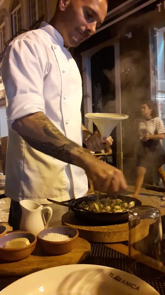 Tianica Fuzeta_Fuzeta_slider_image_2