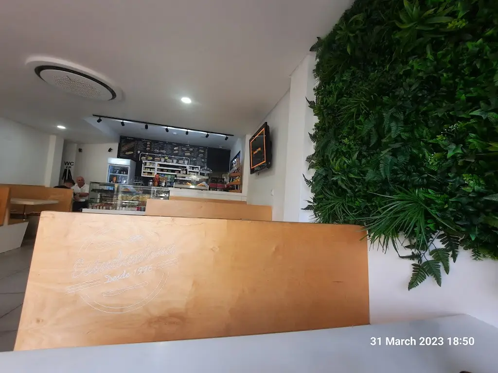 Romy Efe_Restaurante Estudantina_São Bartolomeu_recensione