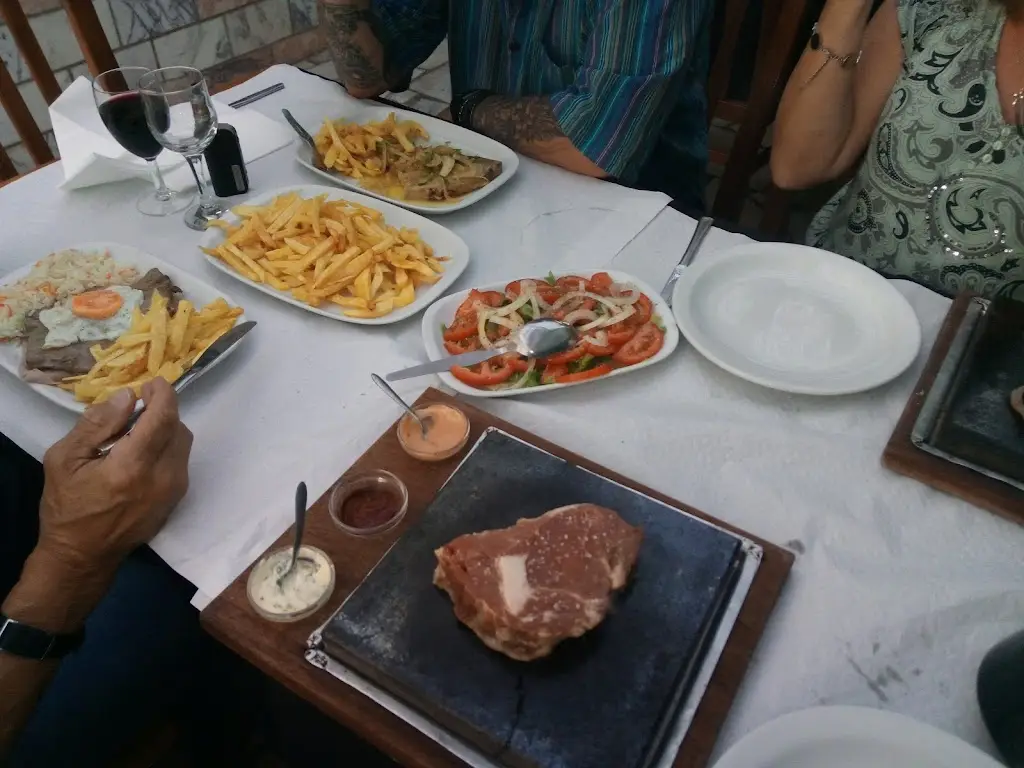 Emma Walters_Restaurante Ponte Grande - O Barretão_Fuzeta_reseña