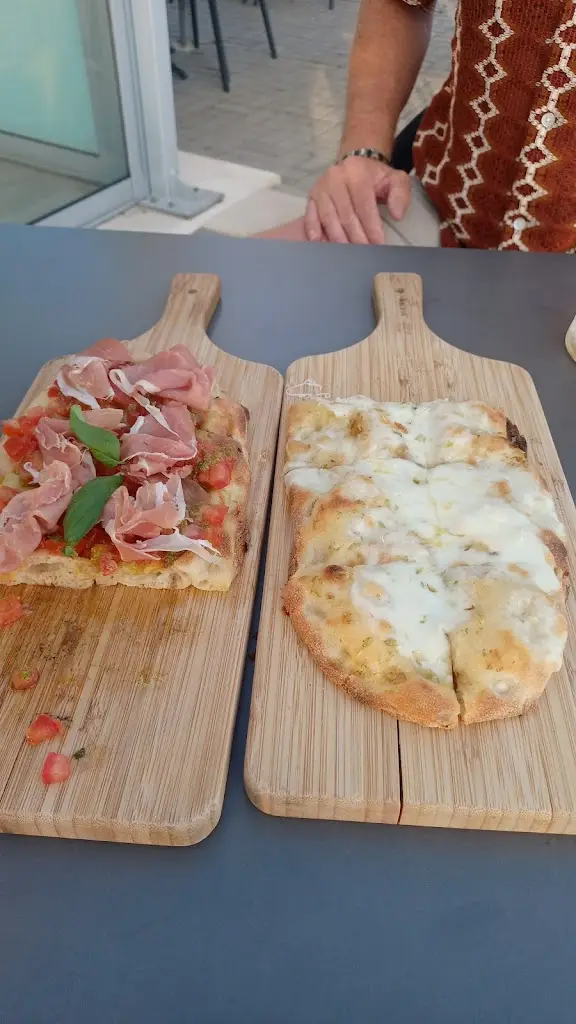 Penny Page_Pinseria Dal Nonno_Parchal_reseña