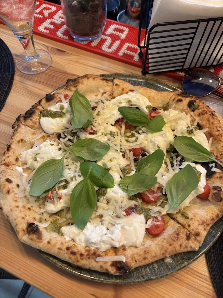 Pablo Rodriguez Cordero_Pizzaria Miguel Ângelo_Parchal_recensione