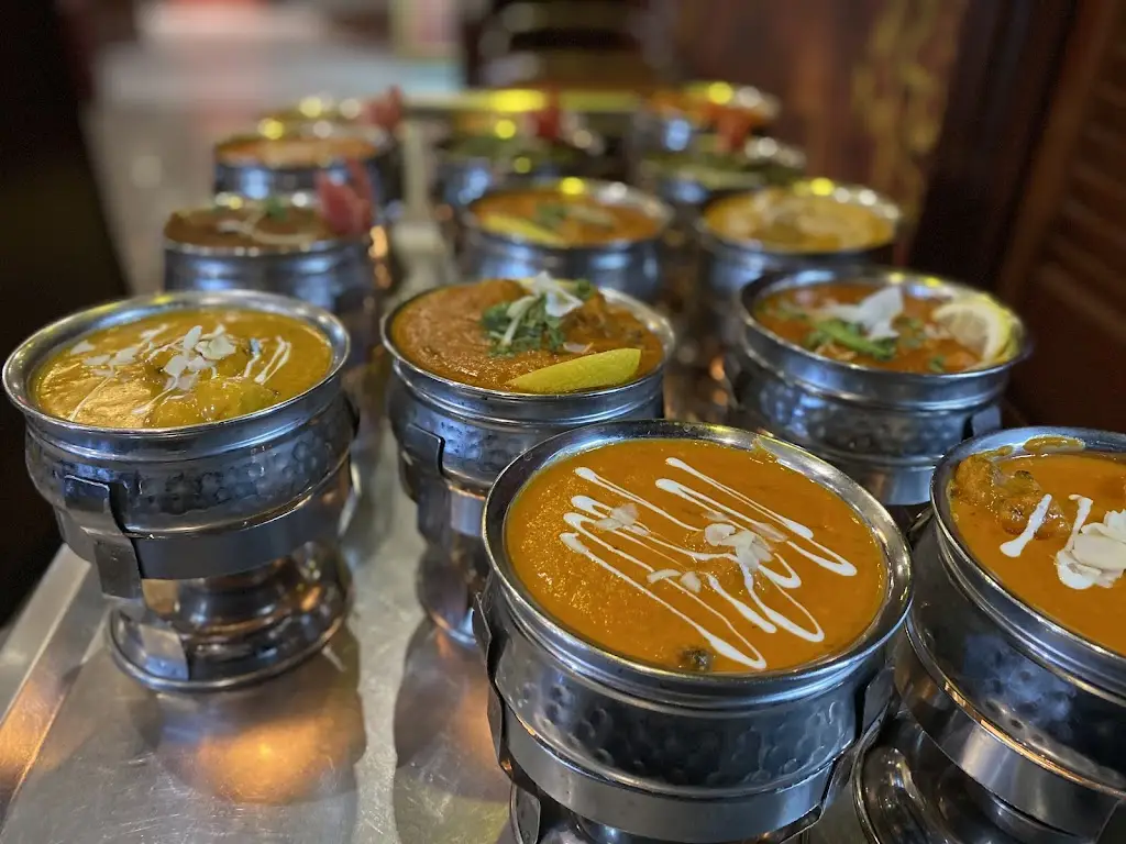 Goa Darbar 2 - Laranjeiro/Almada_Laranjeiro_slider_image_3