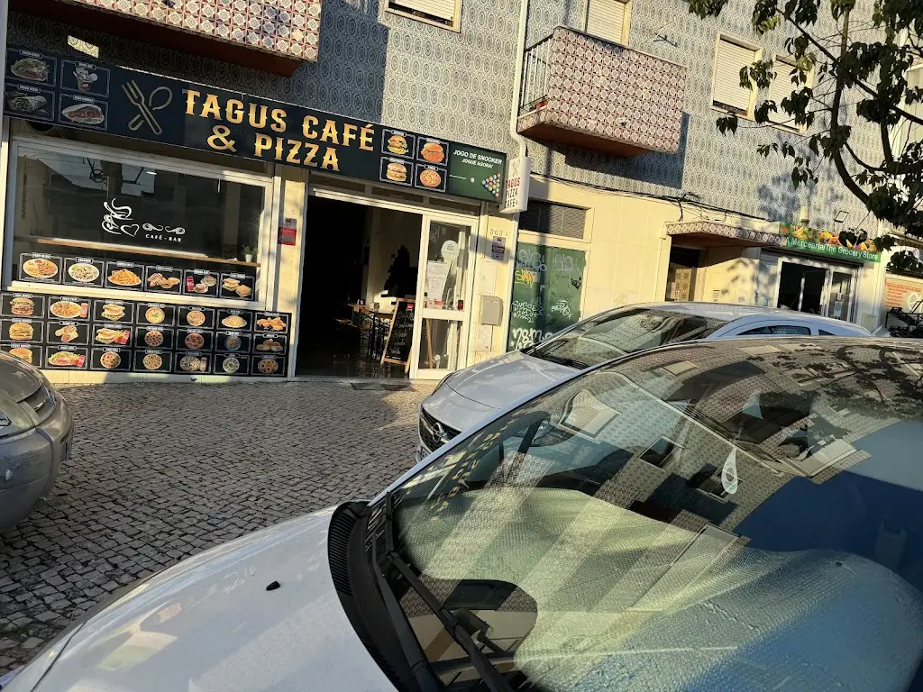 Tagus Café & Pizza (حلال)_Laranjeiro_slider_image_3
