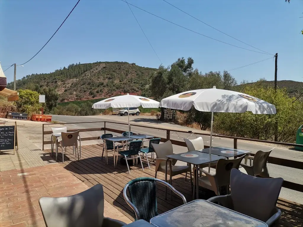 Restaurante O Gralha ristorante a São Bartolomeu