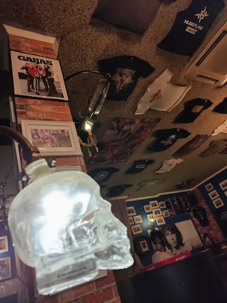 Andre M_Sooner or Later Rock Cafe_Santa Bárbara de Nexe_recensione