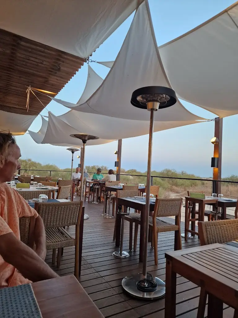 Chá com Água Salgada_Manta Rota_slider_image_3