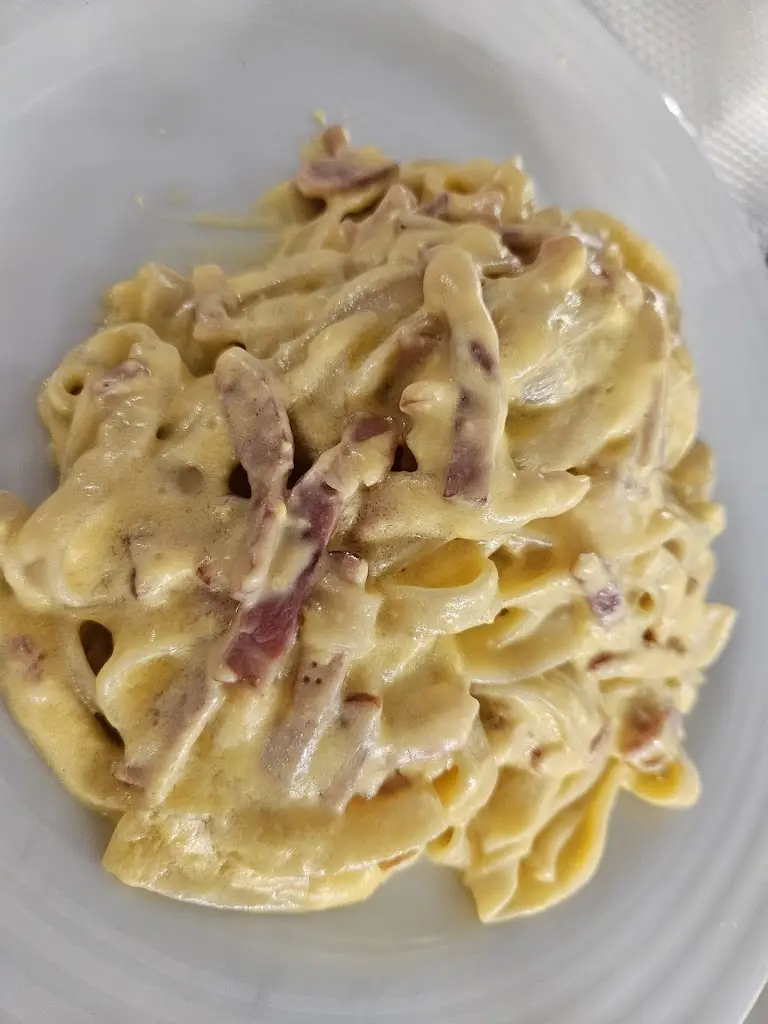 Diogo Branco_Ristorante Pizzeria Mamma Lucia_Manta Rota_recensione