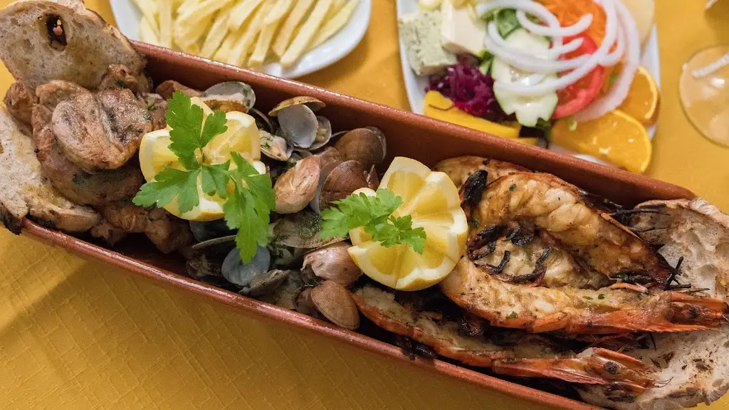 Casa Velha_Manta Rota_slider_image_3