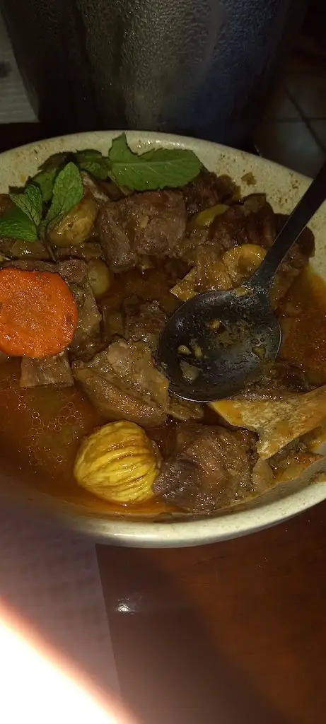 Annette McGuire_O Caixeiro_São Bartolomeu de Messines_recensione