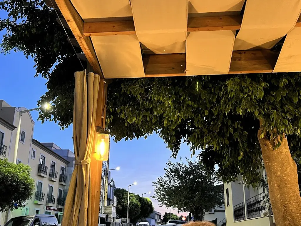 Amanda Wang_O António_Moncarapacho_review