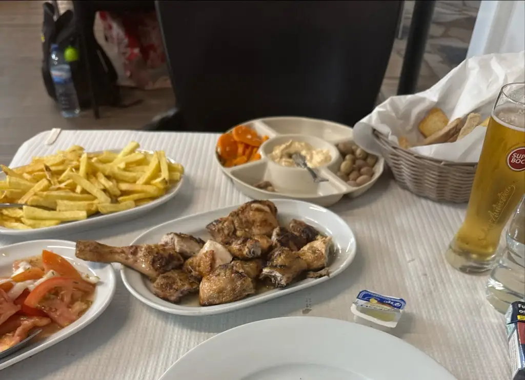 Raphael Gomes_Restaurante Frango da Ria_Moncarapacho_reseña