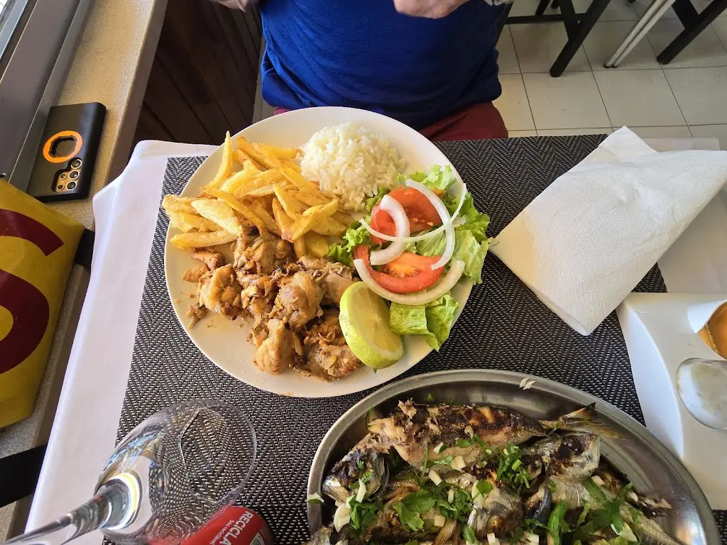 Fan Ta_Restaurante o Marinheiro_Moncarapacho_recensione