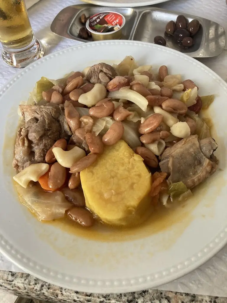 Hexe65_Restaurante Snack Bar 