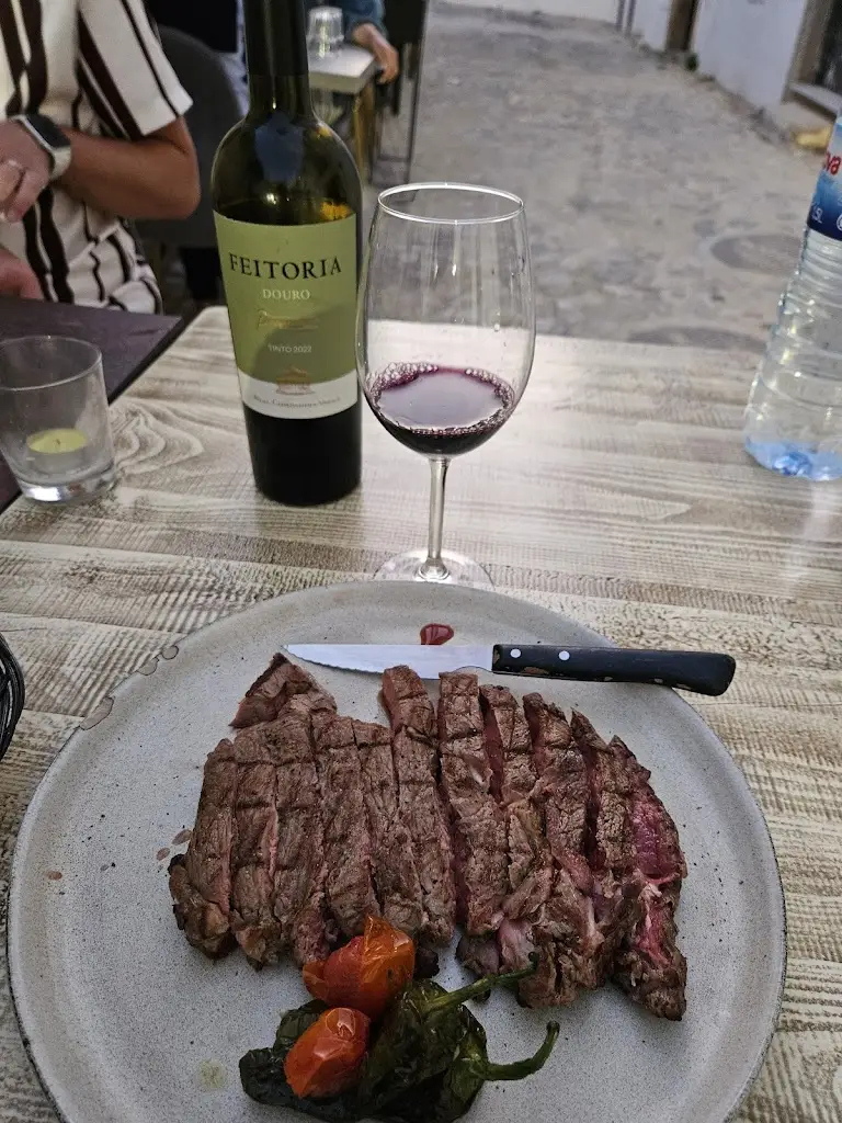 Liv Carmody_Canalha Tavira_Tavira_recensione