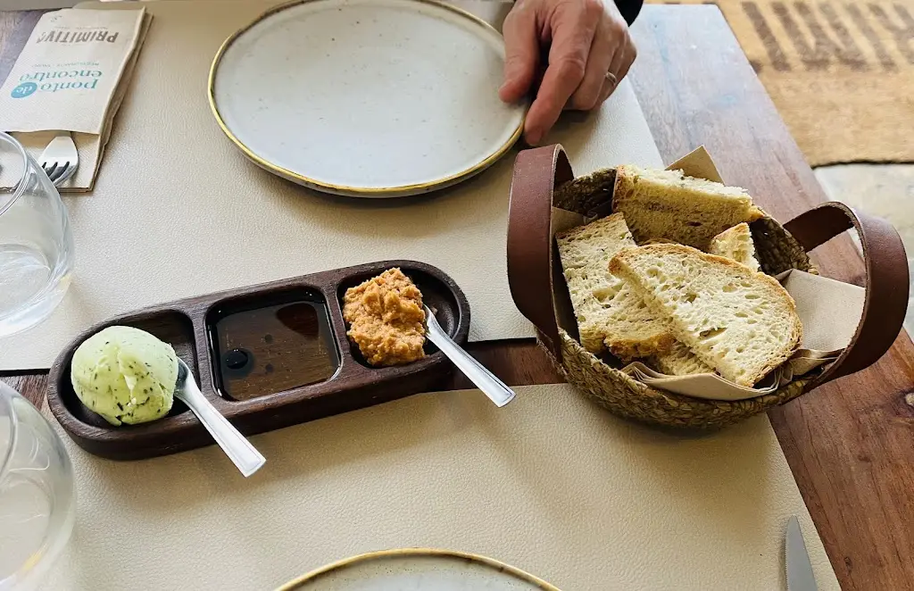 Catherine O'Ryan Nicholson_Primitivo Tavira_Tavira_recensione