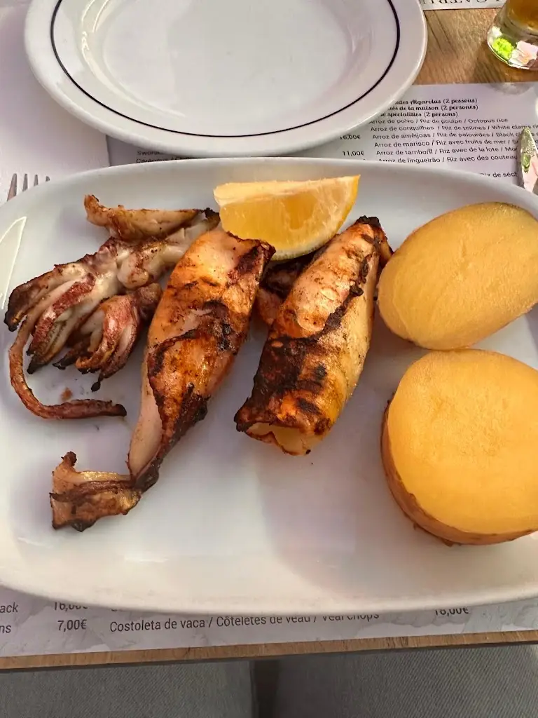 Francisco Borralho_Restaurante Alcatruz_Santa Luzia_reseña