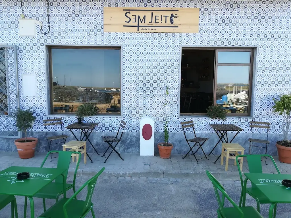 Restaurante Sem Jeito ristorante a Santa Luzia