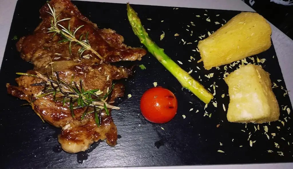 Restaurante Sem Jeito_Santa Luzia_slider_image_2