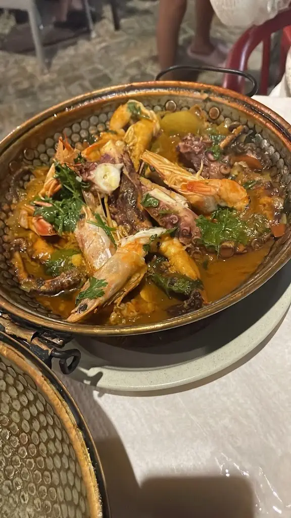 Francisco Borralho_Polvo & Companhia_Santa Luzia_recensione