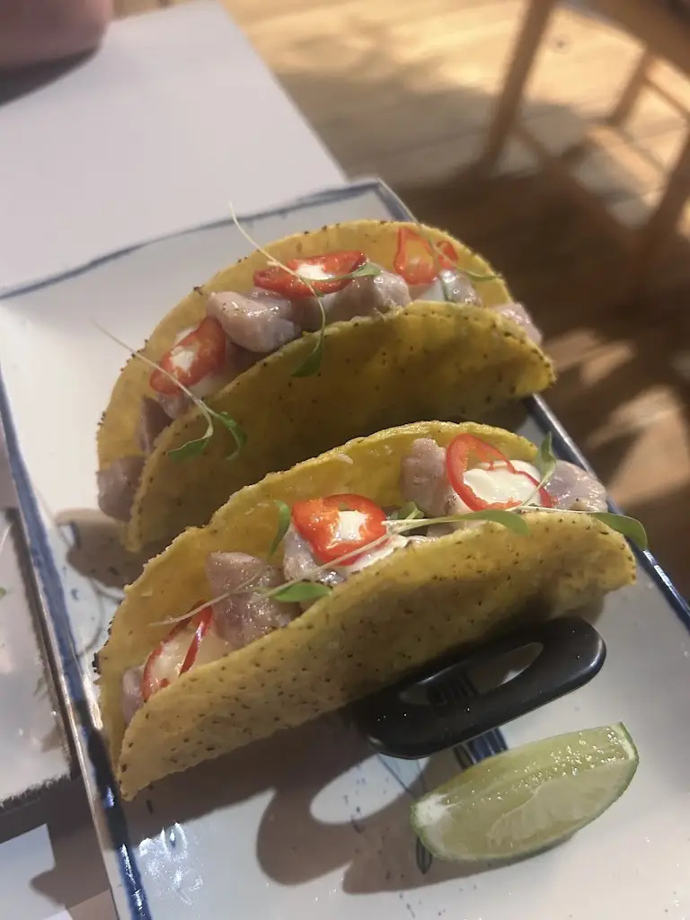 Graham Cox_Sakana_Santa Luzia_review