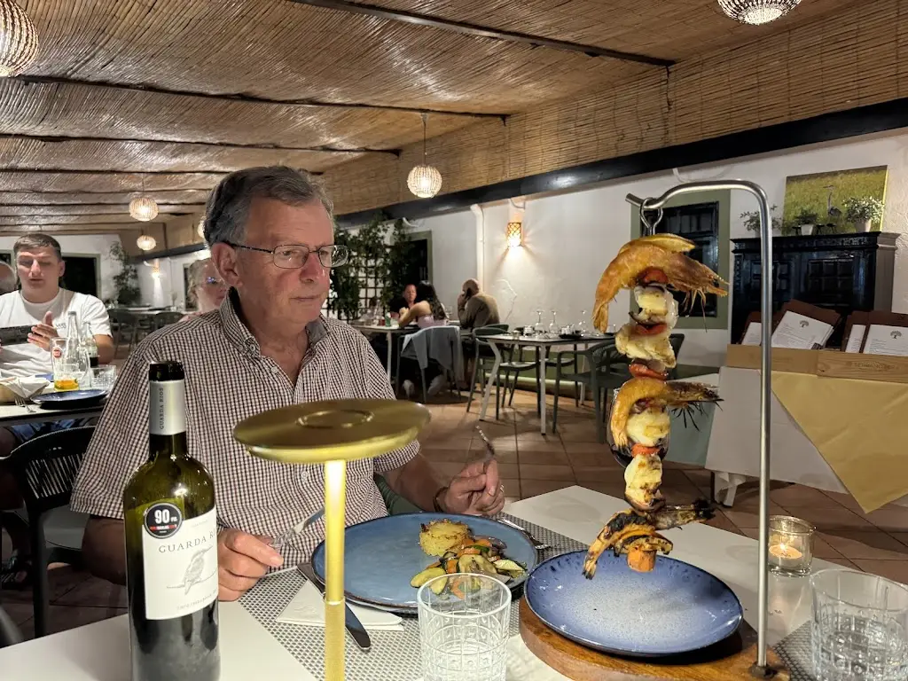 Jo Francis_Vale d'el Rei_Santa Luzia_recensione