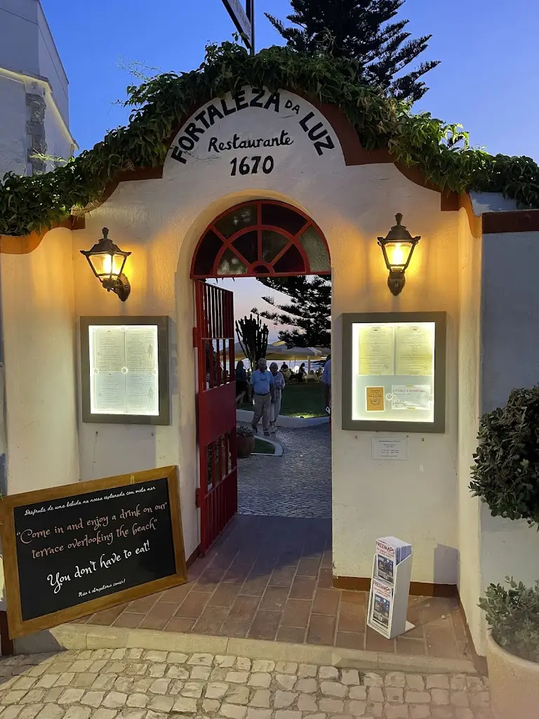 Fortaleza da Luz_Senhora da Luz_slider_image_3