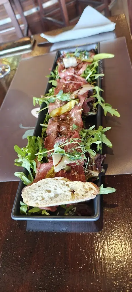 Brigitte Notte_Chiccas Restaurant_Senhora da Luz_review