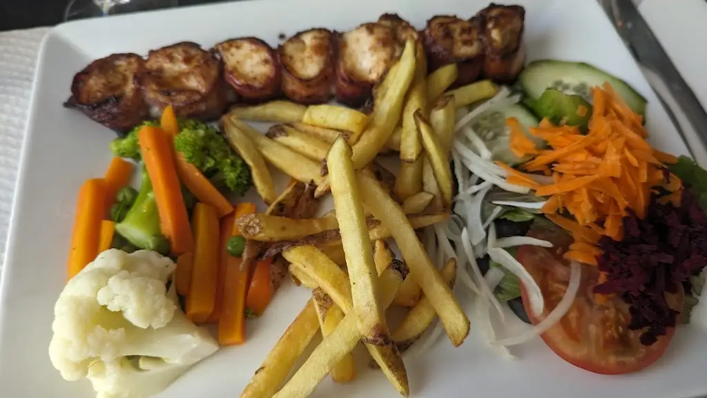 Lisa LaGrow_Urban restaurant_Senhora da Luz_Bewertung