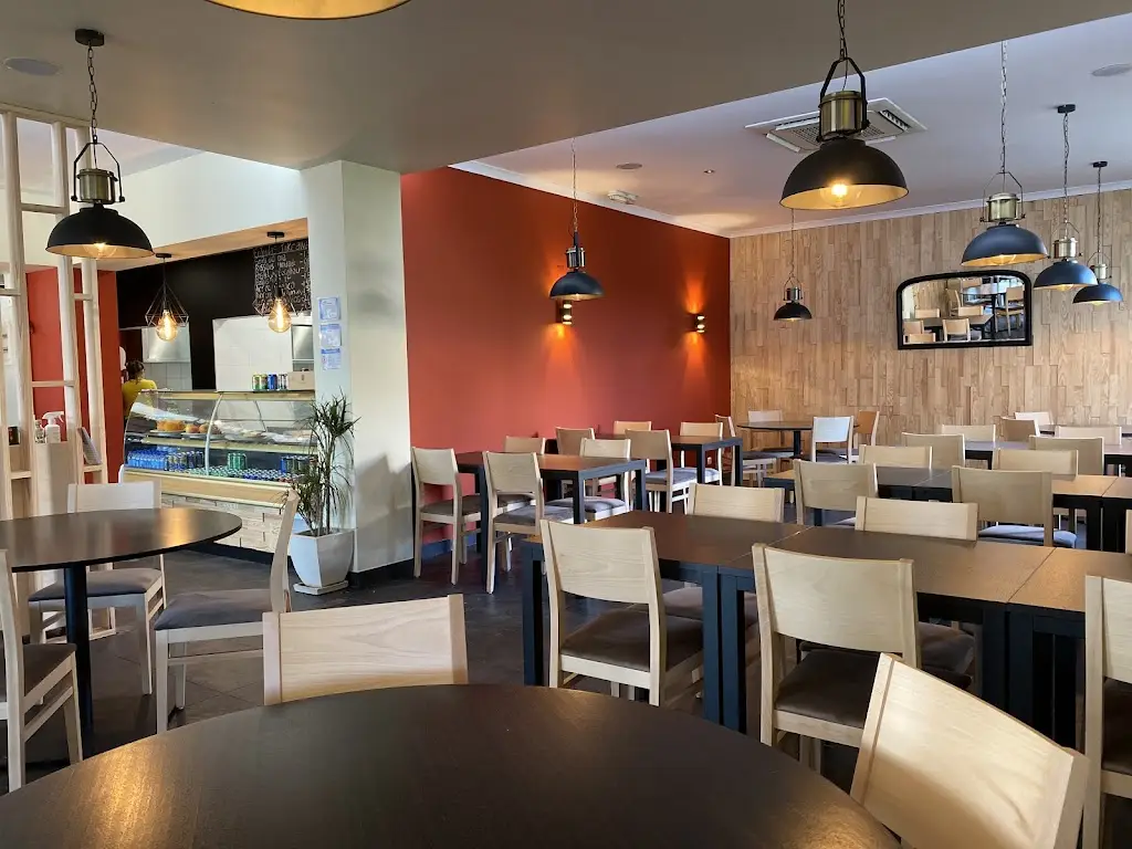 Urban restaurant restaurant in Senhora da Luz