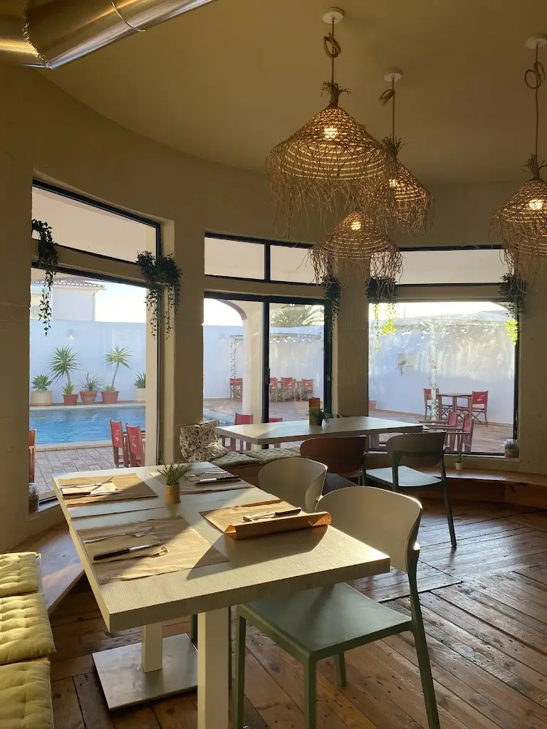 Vera Cunha_WELWITSCHIA pizza, restaurant & brunch_Senhora da Luz_review