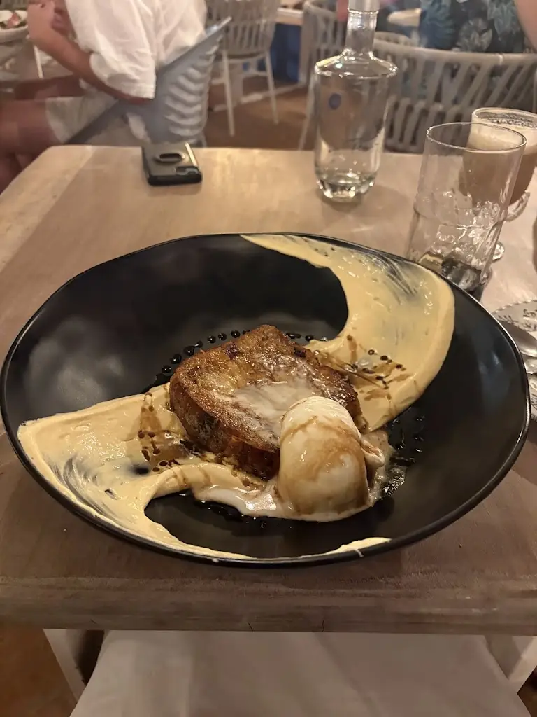 Kléber Franco_ZaZu Beach Club_Senhora da Luz_review