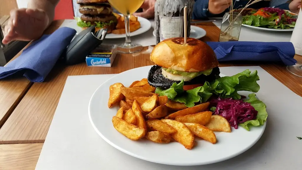 Menu_Bar restaurante Three Little Birds_Sagres_immagine_9