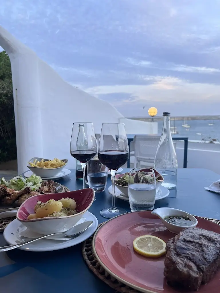 Jodie King_A Tasca_Sagres_review
