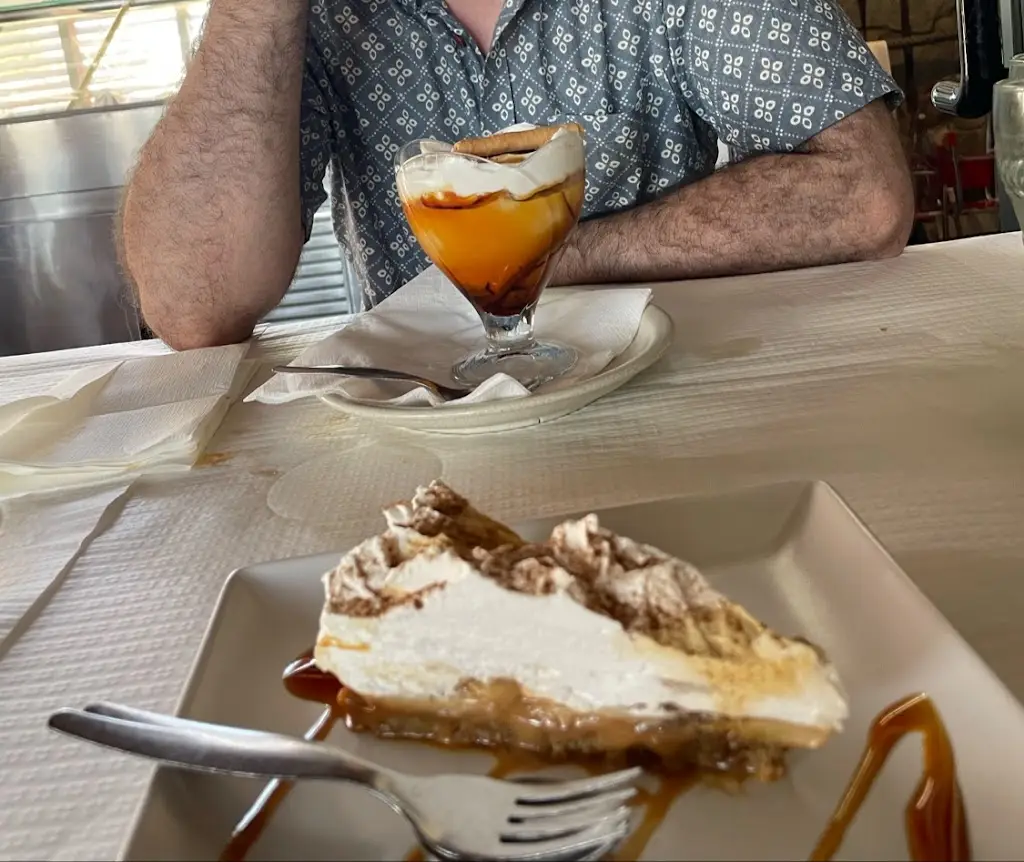 Monica Moghe_Ribeira do Poço_Vila do Bispo_recensione