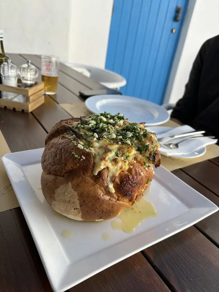 Caryn Yuen_Sítio da Pedralva_Vila do Bispo_review