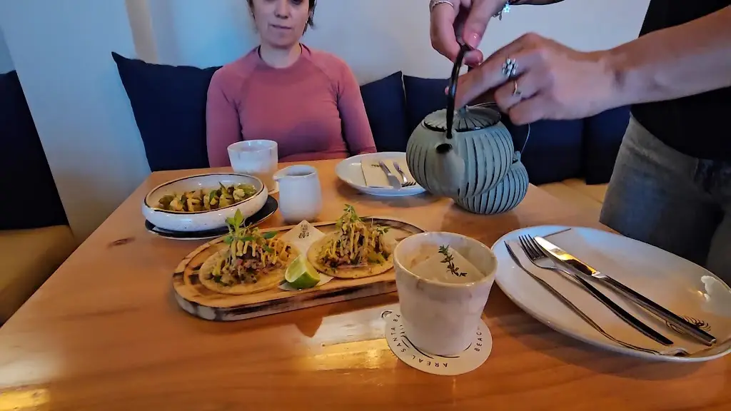 TukáTulá Beach Bar_Ribeira Grande_slider_image_2