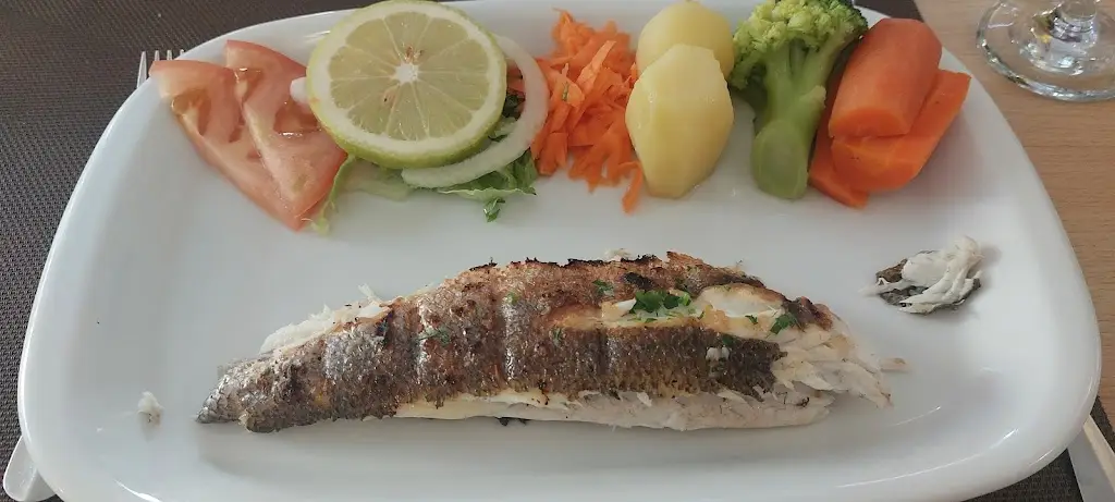 Gigi Mcguinness_Braganca Mar_Quarteira_reseña