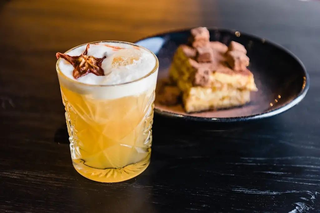 Salmora - Live Kitchen & Bar_Quarteira_slider_image_3