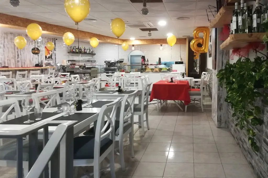 Restaurant "Casa Mia" ("My House") ristorante a Quarteira